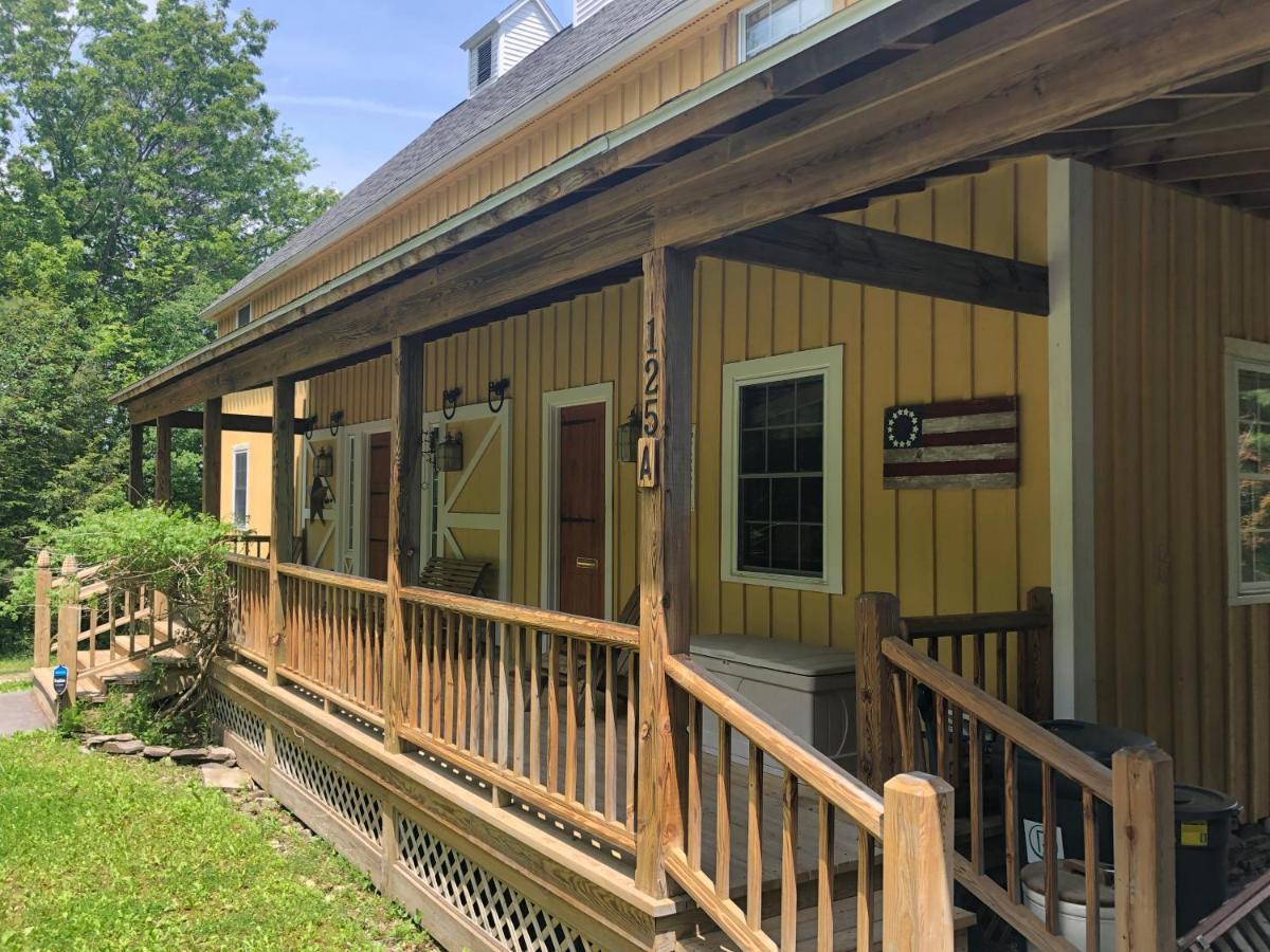 Yellow Barn Estate Freeville Exterior photo