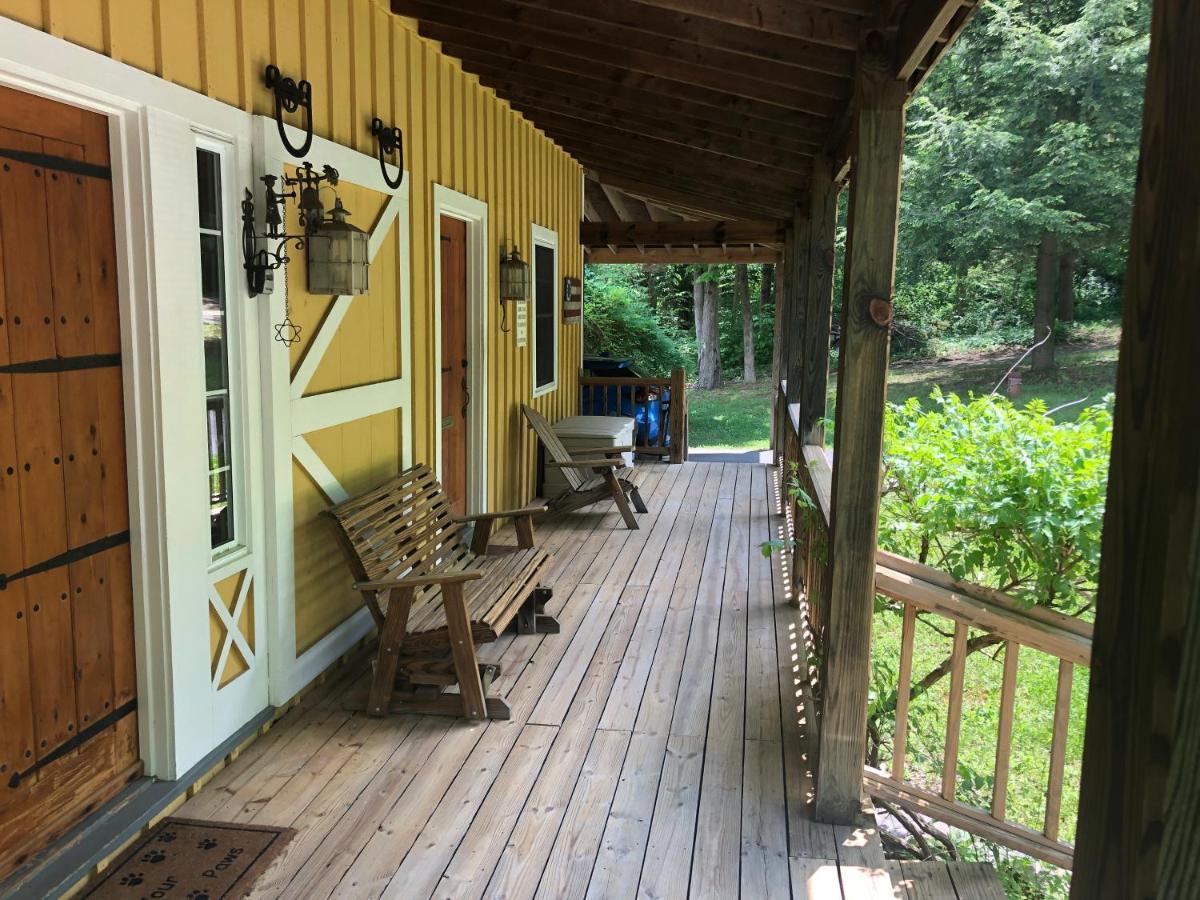 Yellow Barn Estate Freeville Exterior photo